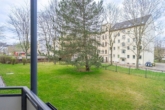 Balkonaussicht - Moderne Familienwohnung mit Balkon im Erdgeschoss