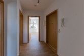Flur - Gemütliche Wohnung mit Garten –