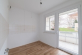 Küche mit Balkon - Wohnung mit Wohlfühlcharakter – 2 Zimmerwohnung nahe Zentrum