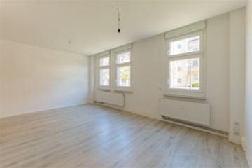barrierefreies Wohnen mit bodengleicher Dusche + Südbalkon mit eigenem Hauszugang!, 09130 Chemnitz (Sonnenberg Süd), Erdgeschosswohnung