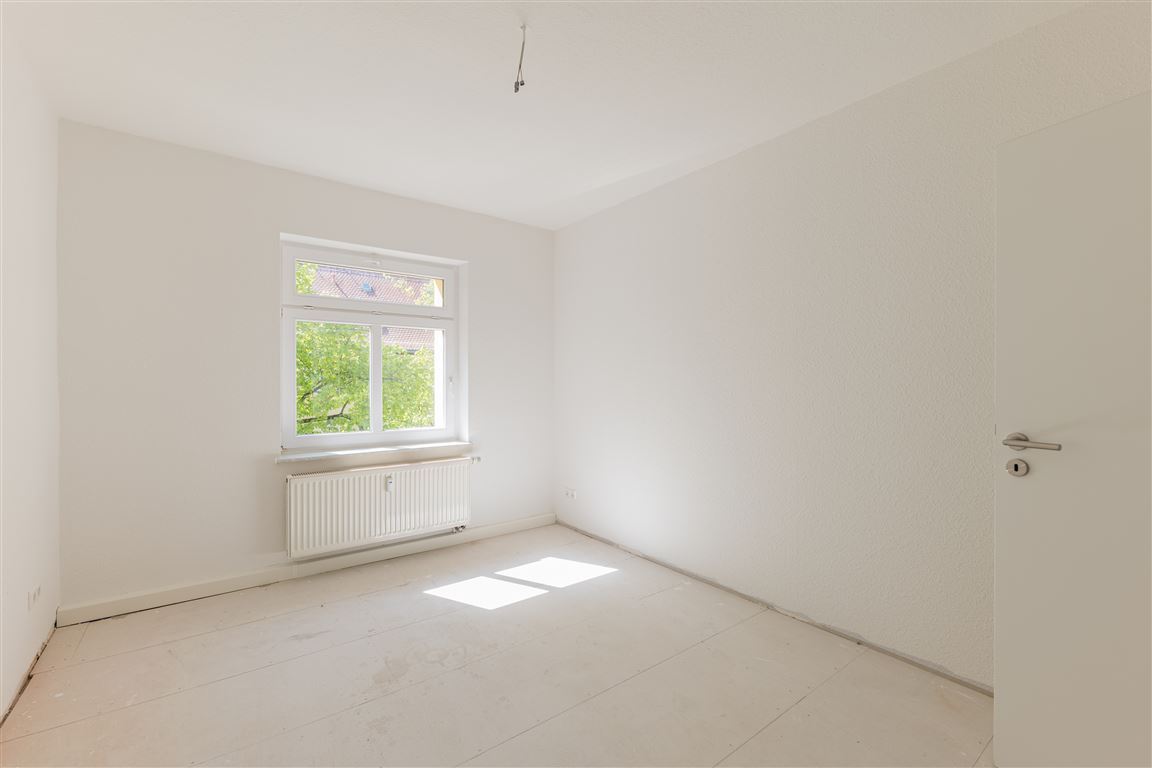 2 Zimmerwohnung im Altbau *Suchen Sie sich Ihren Fußboden aus*, 09119 Chemnitz (Kappel), Etagenwohnung