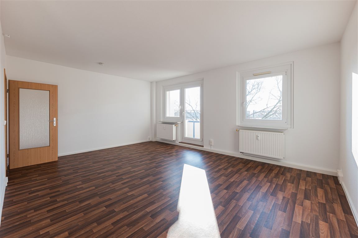 3-Raum-Wohnung mit Balkon auf dem südlichen Sonnenberg, 09130 Chemnitz (Sonnenberg Süd), Etagenwohnung