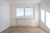 Schlafzimmer - * helle 2 Zimmerwohnung mit Balkon / Zentrumsnah *