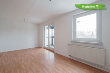Ganz oben mit Aufzug im schönen Stadtteil Kapellenberg., 09119 Chemnitz (Kapellenberg), Etagenwohnung